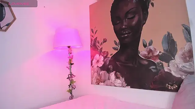 aleja rythm online show from December 18, 2025, 7:42 pm