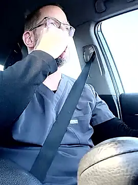 Snapshot of Localboi3 chatting on January 16, 2026, 8:46 pm Localboi3 online show from January 16, 2026, 8:46 pm