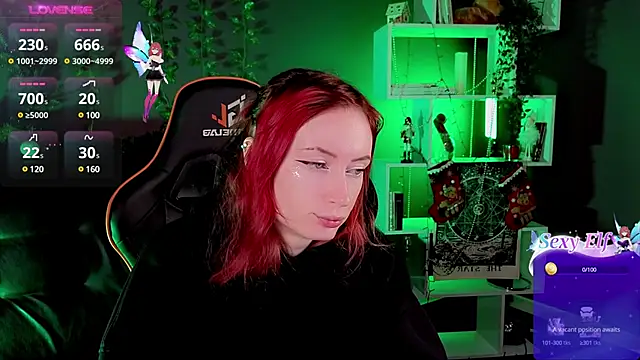  HelenCarter online show from December 15, 2024, 8:47 pm