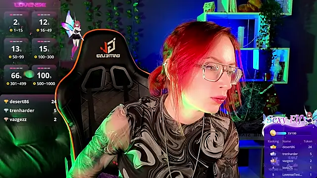  HelenCarter online show from December 16, 2024, 11:50 pm