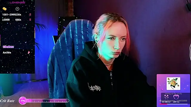  HelenCarter online show from July 4, 2026, 8:26 pm