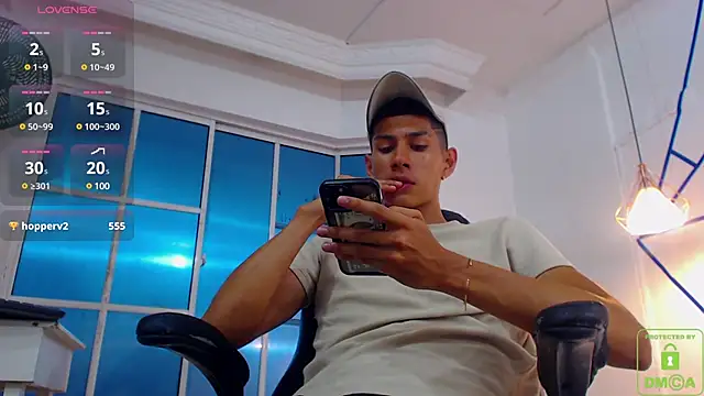 Valerio 20 online show from December 10, 2024, 11:40 pm