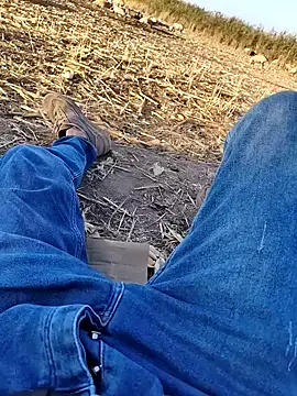 Snapshot of murokkk31 chatting on October 16, 2025, 1:45 pm murokkk31 online show from October 16, 2025, 1:45 pm