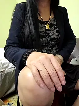 Hangem111 online show from November 3, 2025, 2:18 pm