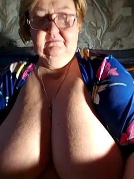 Awn290668 online show from November 4, 2025, 5:28 am