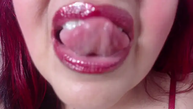Snapshot of RoxetteMature chatting on October 15, 2025, 12:16 pm RoxetteMature online show from October 15, 2025, 12:16 pm