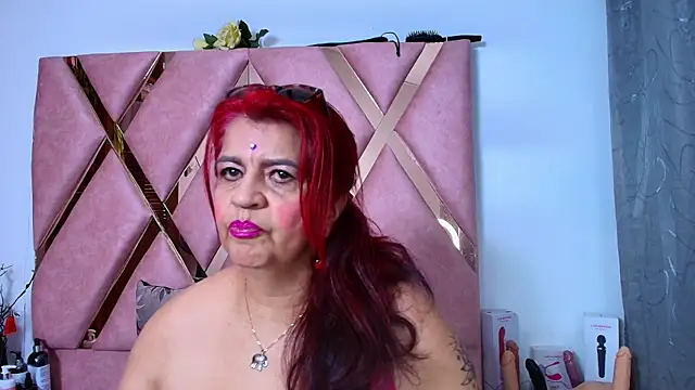 RoxetteMature online show from July 15, 2026, 12:10 pm
