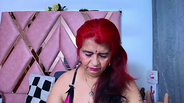 RoxetteMature online show from July 29, 2026, 12:03 pm