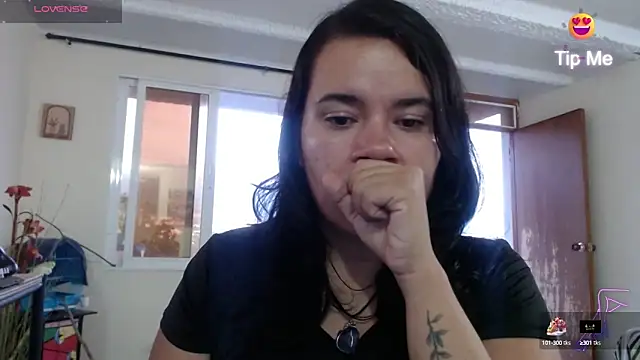 Snapshot of carlajames_ chatting on February 10, 2025, 11:02 pm carlajames  online show from February 10, 2025, 11:02 pm