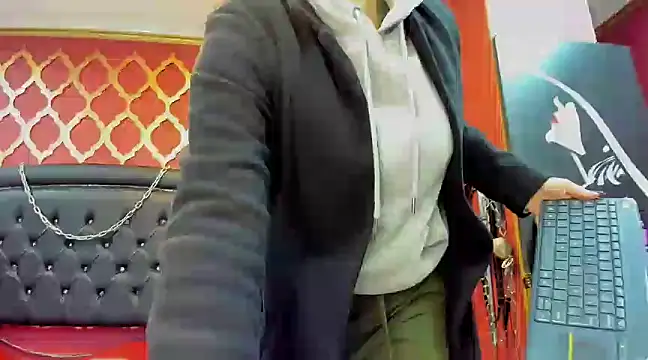 Mistressviictoria online show from March 13, 2025, 11:30 am