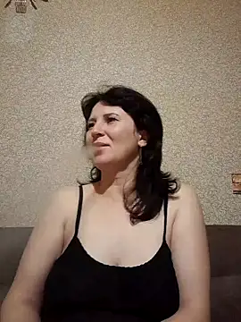 MriaLove31 online show from October 17, 2025, 8:55 pm