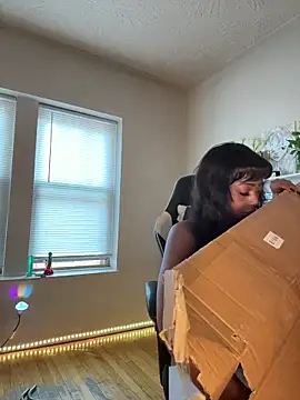 Snapshot of Blazerina chatting on February 10, 2026, 8:35 pm Blazerina online show from February 10, 2026, 8:35 pm