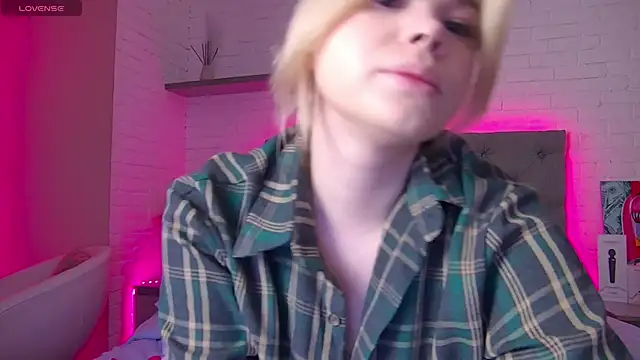 Born to Blow online show from January 7, 2026, 1:08 am