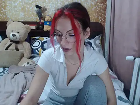 Emmatoo online show from January 25, 2025, 4:46 pm