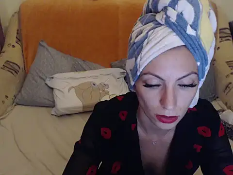 Snapshot of Emmatoo chatting on September 20, 2025, 10:00 pm Emmatoo online show from September 20, 2025, 10:00 pm