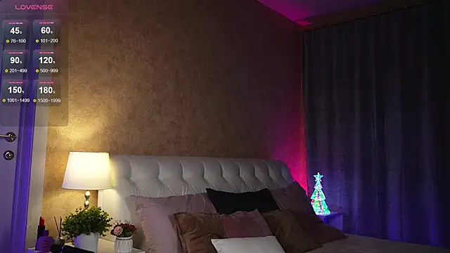 Amely Young online show from December 21, 2024, 5:36 am