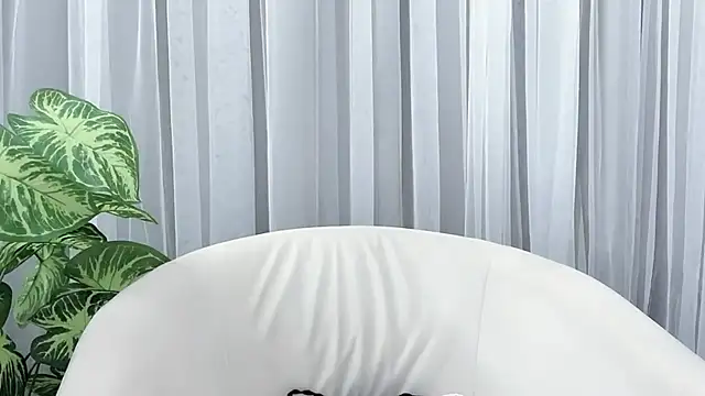 Snapshot of _Miyuki__ chatting on March 18, 2026, 2:37 am Miyuki online show from March 18, 2026, 2:37 am