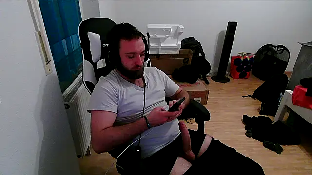 Snapshot of Jackxx1 chatting on September 28, 2025, 2:50 am Jackxx1 online show from September 28, 2025, 2:50 am