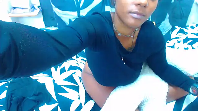 SAVAGExBOO online show from January 1, 2025, 4:18 am