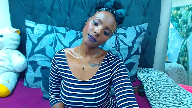 SAVAGExBOO online show from January 17, 2025, 3:55 am