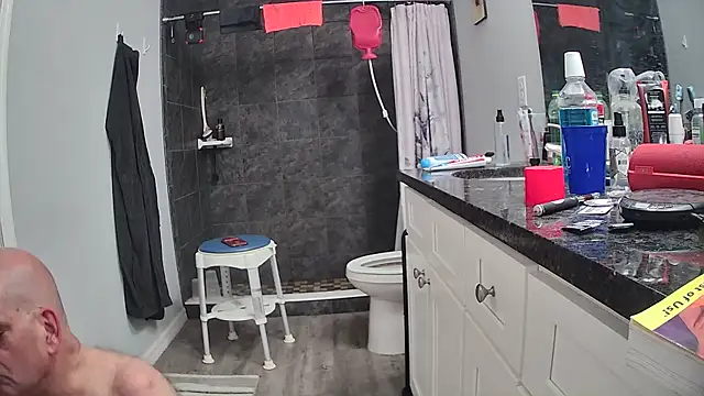 lou63ponce online show from February 27, 2026, 10:43 pm