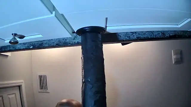 lou63ponce online show from June 15, 2026, 7:05 pm