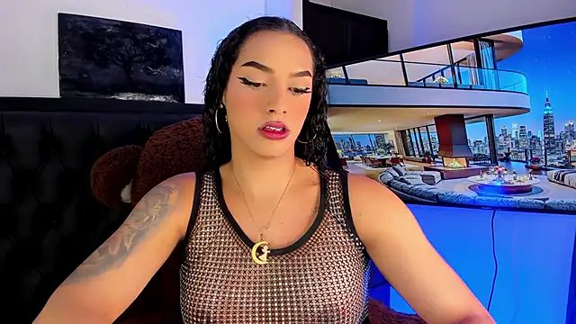 Snapshot of Maryonthemoon chatting on October 18, 2025, 1:30 am Maryonthemoon online show from October 18, 2025, 1:30 am