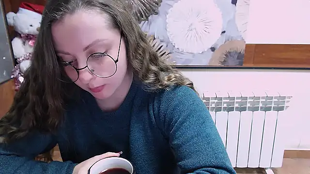 Snapshot of _Annabelle_Lee chatting on December 6, 2024, 12:05 pm  Annabelle Lee online show from December 6, 2024, 12:05 pm