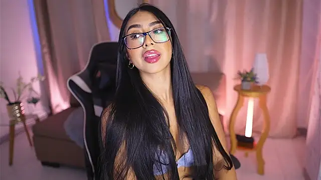 Snapshot of Sara_albrecht chatting on January 22, 2025, 12:27 pm Sara albrecht online show from January 22, 2025, 12:27 pm