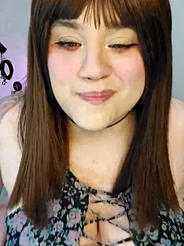 ItsNaiixa online show from December 13, 2025, 10:59 pm