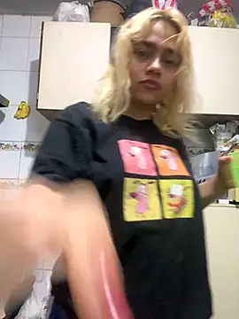 Snapshot of Sweet_MaryJane2 chatting on October 11, 2025, 8:35 am Sweet MaryJane2 online show from October 11, 2025, 8:35 am