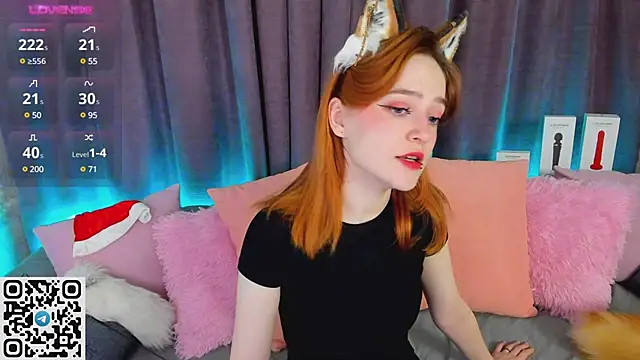 Moxy Foxy online show from December 10, 2024, 1:32 am