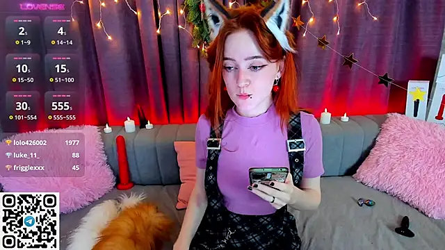 Moxy Foxy online show from December 21, 2024, 4:41 am