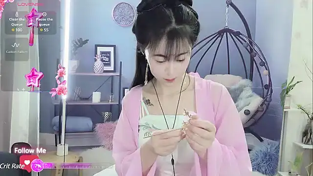 Lisa-s online show from February 6, 2025, 2:55 am
