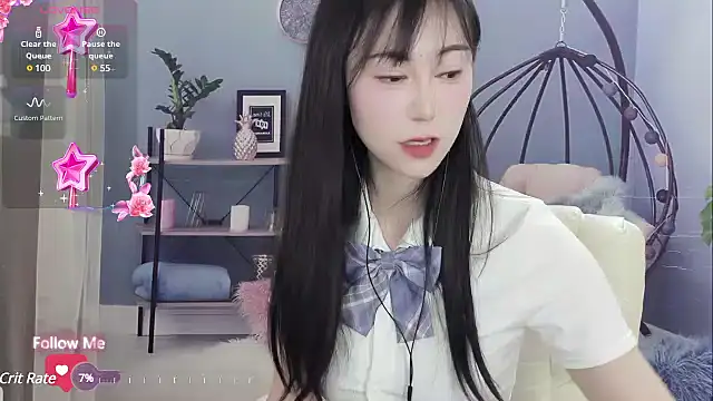 Lisa-s online show from February 9, 2025, 5:40 am