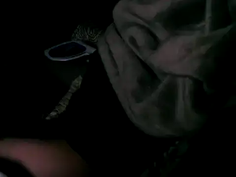 Snapshot of WHITEDAROSE chatting on March 12, 2025, 7:57 am WHITEDAROSE online show from March 12, 2025, 7:57 am