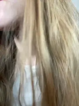 Snapshot of KateRedgar chatting on February 10, 2025, 3:10 pm KateRedgar online show from February 10, 2025, 3:10 pm
