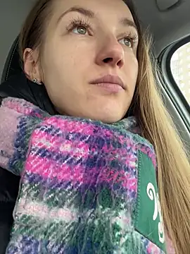 Snapshot of KateRedgar chatting on February 27, 2025, 11:31 am KateRedgar online show from February 27, 2025, 11:31 am