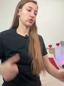 KateRedgar online show from February 9, 2026, 12:53 pm