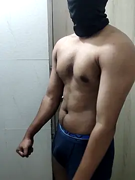 hottboy 39 online show from December 20, 2025, 11:39 am