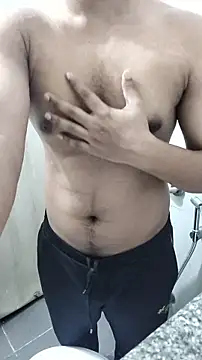 hottboy 39 online show from March 31, 2026, 11:49 pm