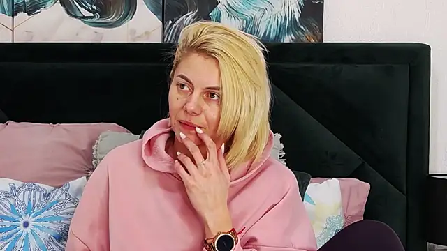 tanyagrey online show from February 28, 2026, 2:07 pm