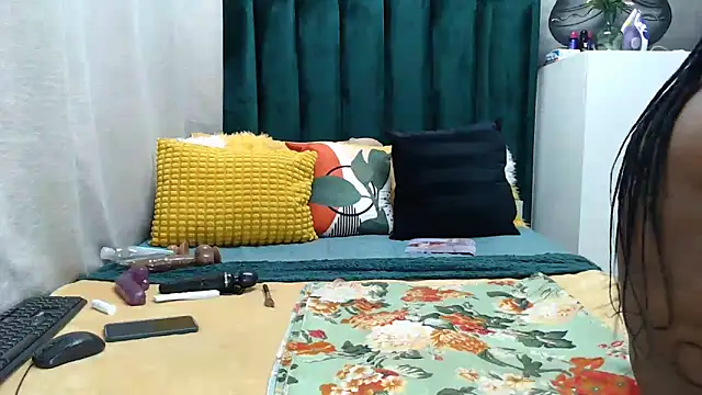 GaggingQueenxx online show from September 14, 2025, 7:13 pm