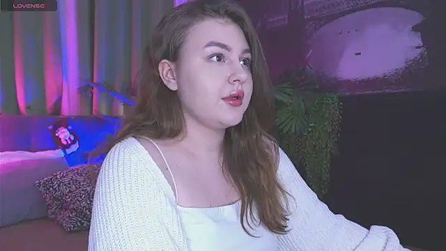 Snapshot of Mia__Peach chatting on December 9, 2024, 9:58 pm Mia Peach online show from December 9, 2024, 9:58 pm