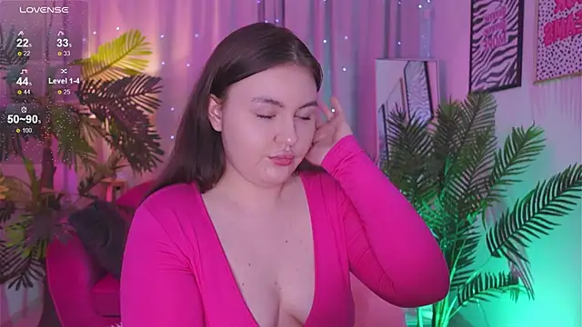 Snapshot of Mia__Peach chatting on March 16, 2025, 12:12 am Mia Peach online show from March 16, 2025, 12:12 am