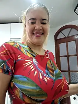 lamorbosa37 online show from December 19, 2024, 1:40 pm