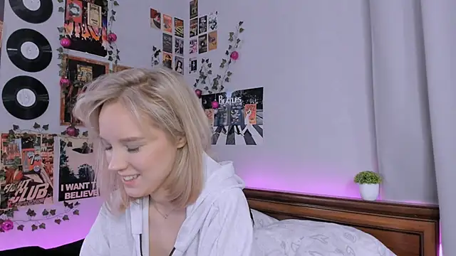 AliciaParkerf online show from January 18, 2025, 11:44 pm