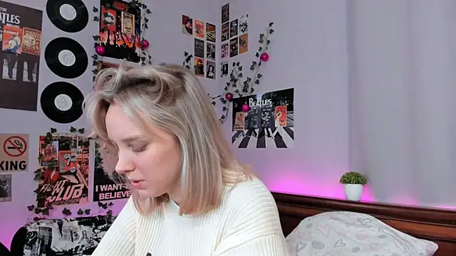 AliciaParkerf online show from January 22, 2025, 2:26 am