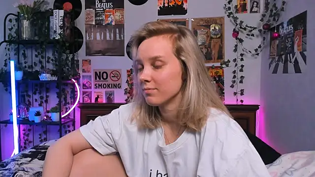 AliciaParkerf online show from March 4, 2025, 2:38 am
