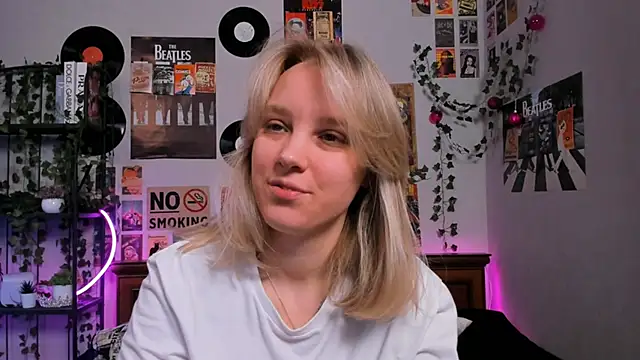 AliciaParkerf online show from March 20, 2025, 11:45 pm